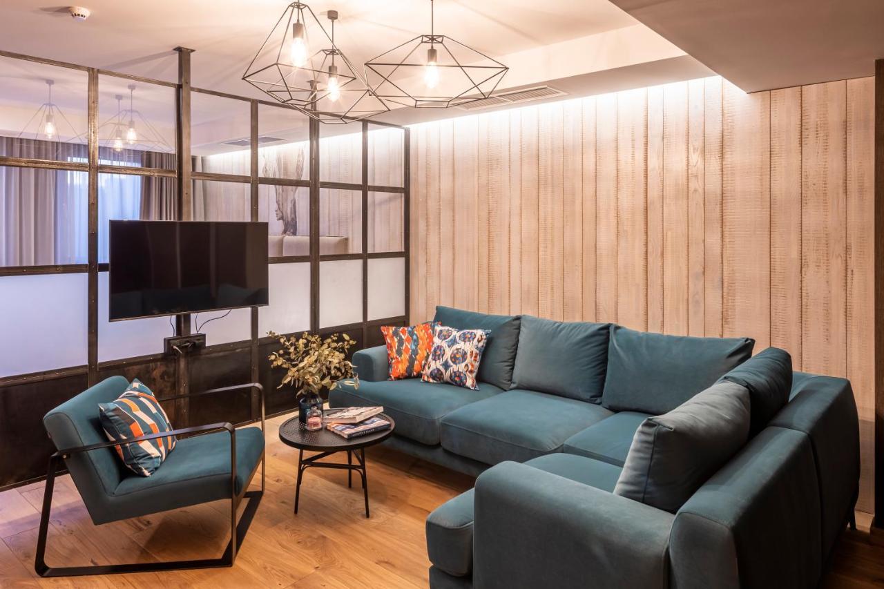 Loft7 Hotel Lviv Exterior photo